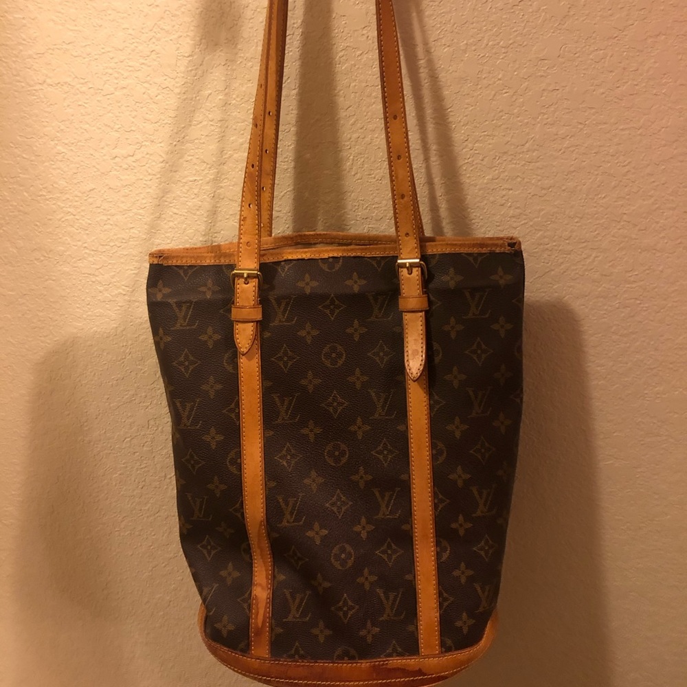 AUTHENTIC VINTAGE Louis Vuitton PM Bucket Bag
